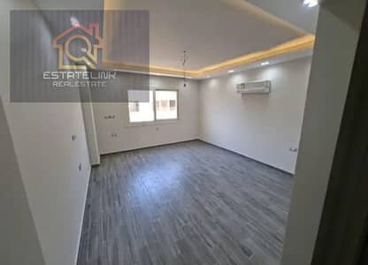 Opportunity to rent a distinctive apartment in Taj City Compound