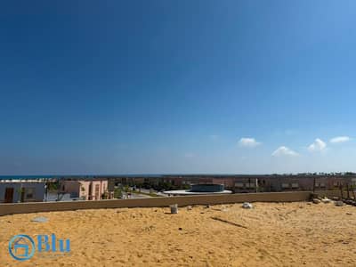 فيلا  للبيع - صف اول ترى البحر و اللاجون - استلام فوري -6 غرف نوم - موقع مميز - مباني Playa Ghazala  أرض 1700 متر- 790 منر