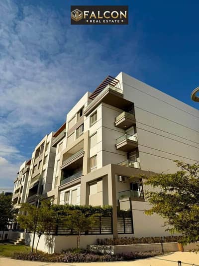 Own a two-bedroom apartment in "Hyde Park," one of the best compounds in New Cairo.