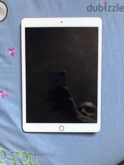 للبيع او البدل  ( i pad 8 32Giga wifi ) فقط