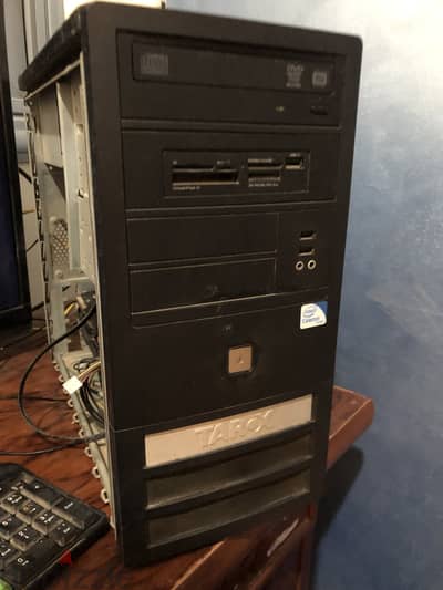 جهاز تجميع بيشغل بابجي و فالو و جميع الالعاب rx570 ram8 500hdd