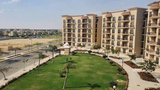 شقة ب جاردن تشطيب ألترا سوبر لوكس للبيع كمبوند سنشرى- القاهرة الجديدة - Century city