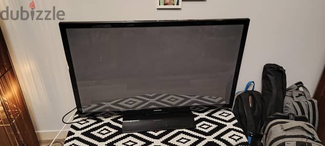 تلفزيون LG للبيع ب ٤٢٠٠