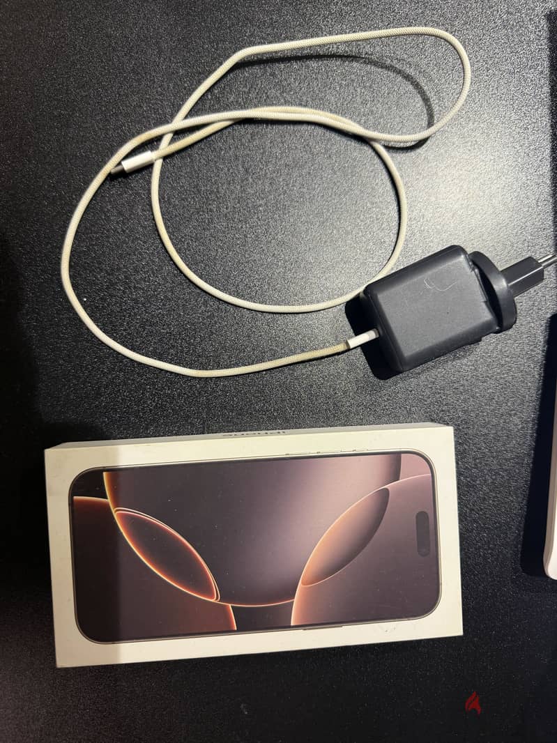 Apple - iPhone 16 Pro Max 1