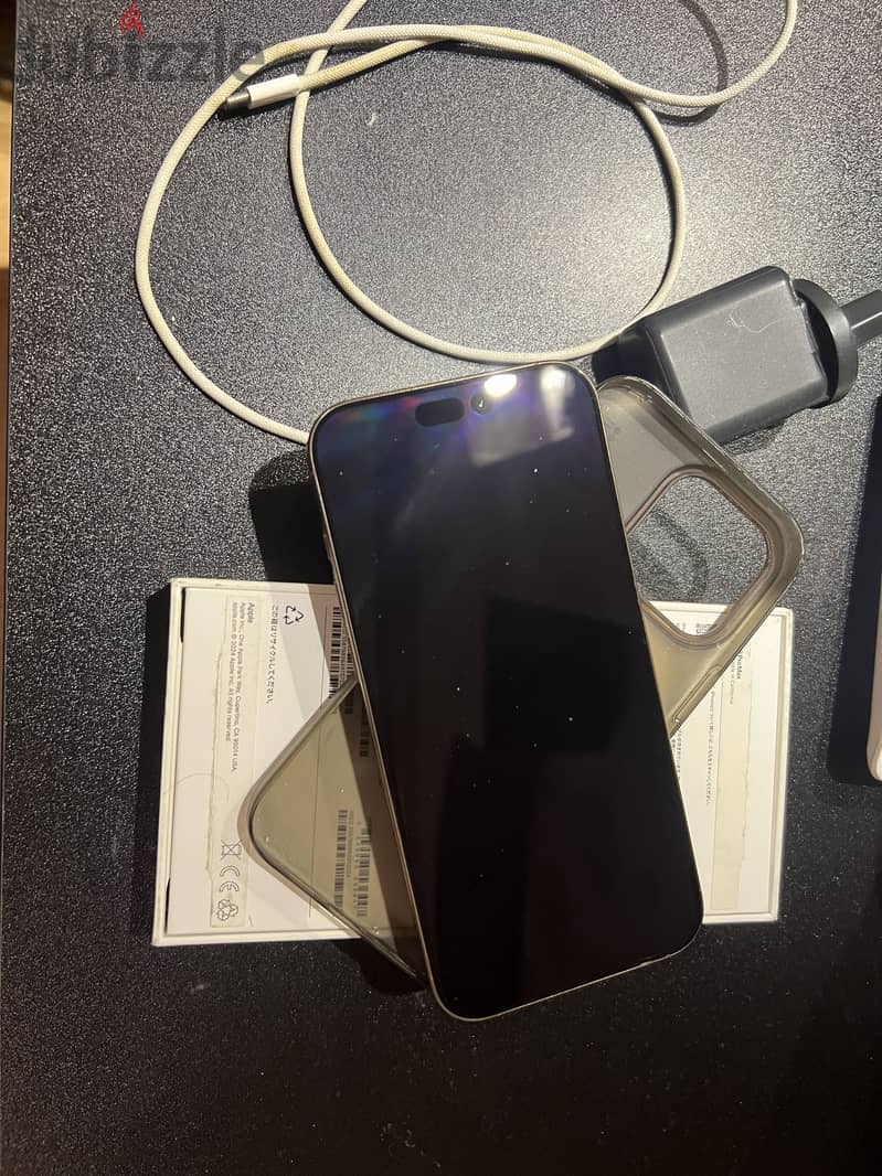Apple - iPhone 16 Pro Max 3