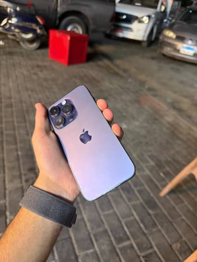 آبل - آيفون 14 برو