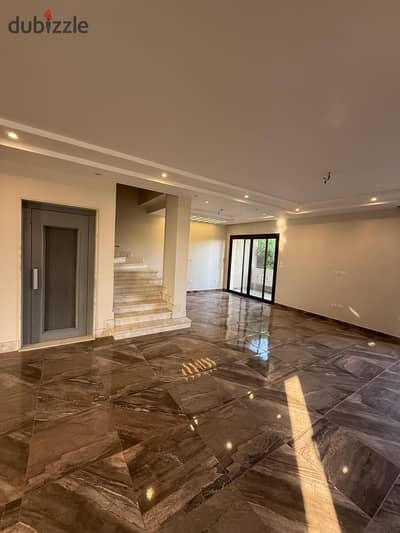 Twin house 6 bedrooms hotel finishing Green 4 Eastern Expansions October near Palm Hills New Giza Gezira club Hyde Park