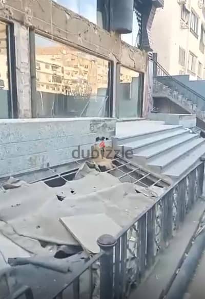 محل للبيع