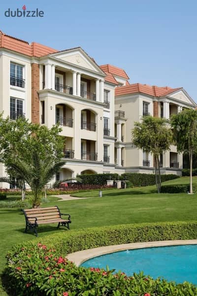 شقة للبيع 173 م في كمبوند Regent's Square في الجولدن سكوير في التجمع الخامس بخصم 40% ومتاح تقسيط بمقدم 5 %