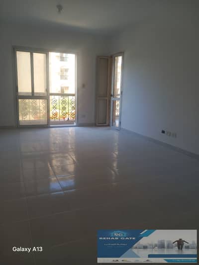 شقة للإيجار 131 متر | أول سكن | 3 غرف | بجوار بوابة 24 وأفينيو مول