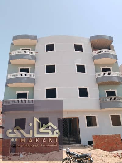 فرصه للاستثمار او للسكن في الشماليه القديمه شقه نص تشطيب 160م تاني نمره من الجاردن