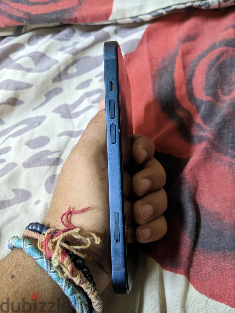 Apple - iPhone 13 2