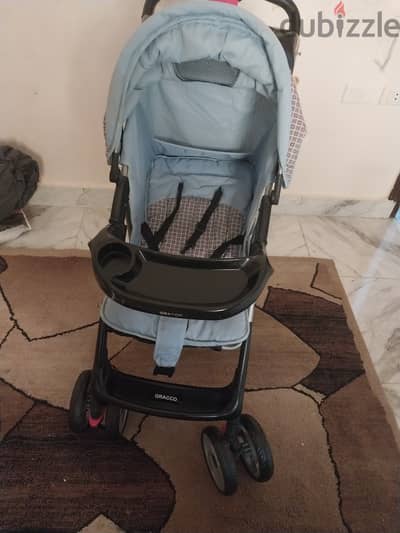  عربة أطفال جراكو (Graco) أصلية صناعه أمريكيه بحالة ممتازة