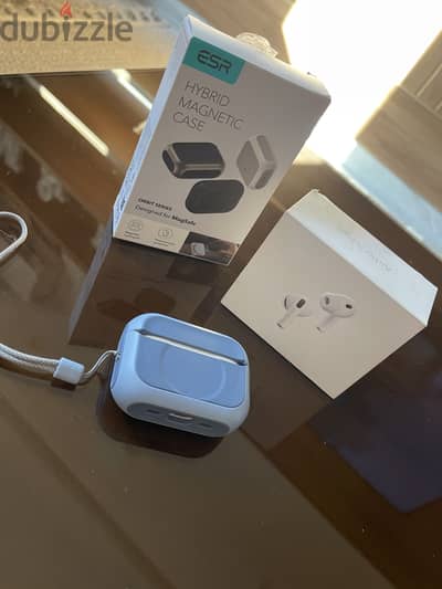 AirPods Pro 2 (USB-C) أصلية بحالة الزيرو مع كفر حماية هديه
