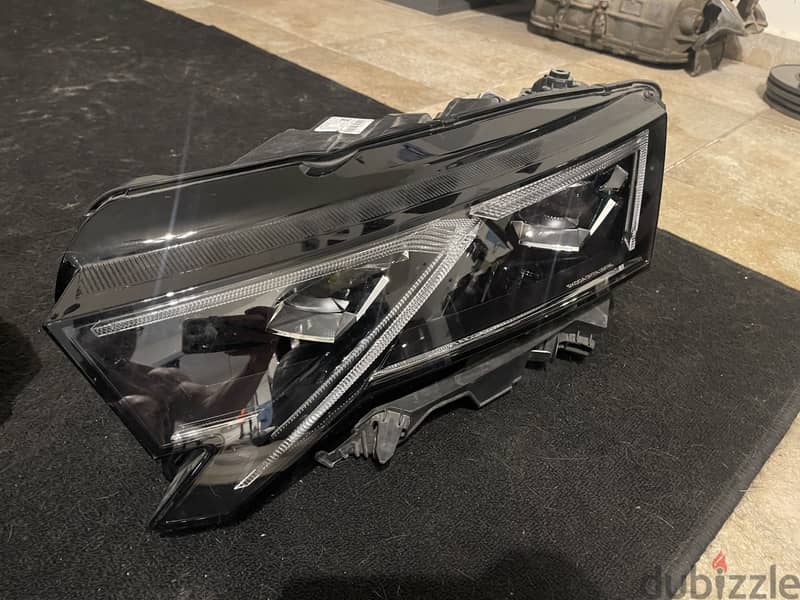 Skoda Octavia Suite 2026 Headlights 1