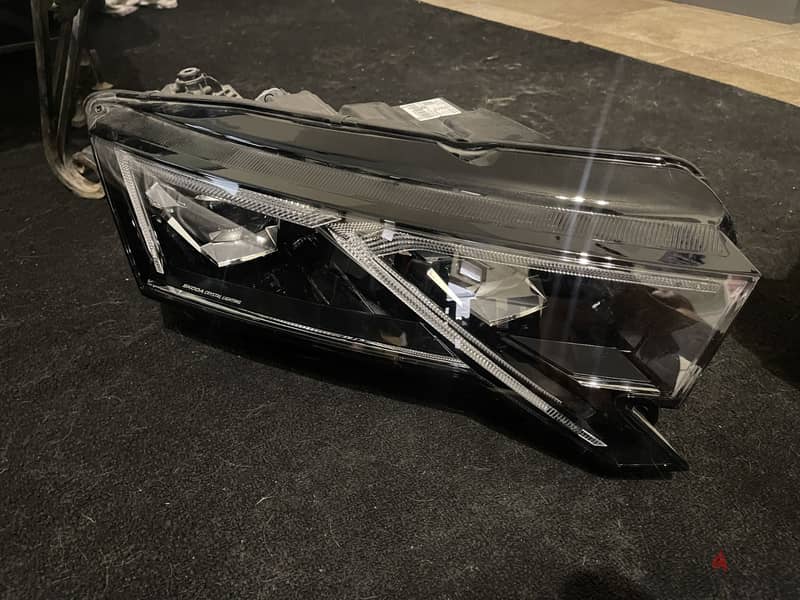 Skoda Octavia Suite 2026 Headlights 4