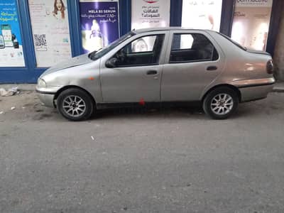 سياره للايجار والمشاوير اليوميه  8000 شهري واسبوعي 2400