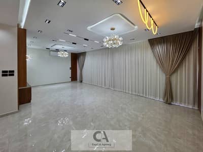 Spacious Luxury 3 Bedroom Semi Furnished Apartment in Lake View
