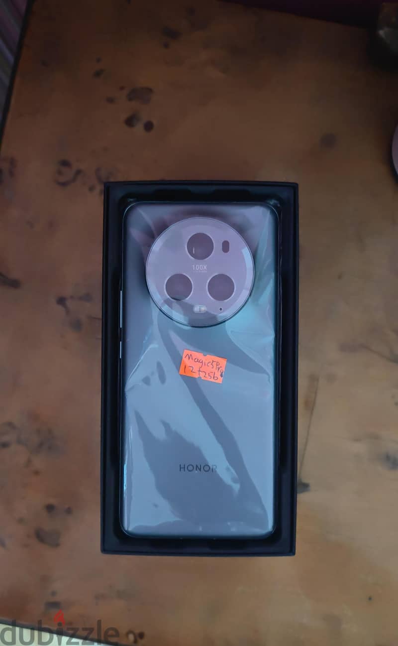 Honor Magic 5 Pro 1