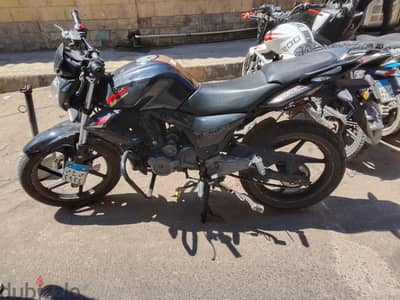 بينيلي vlr 200