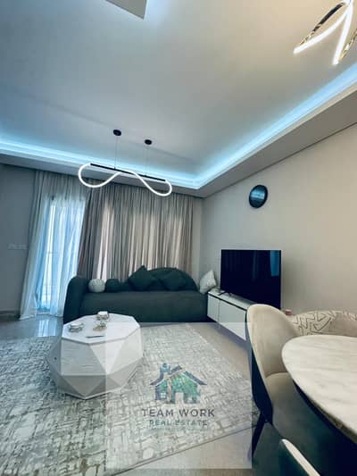 شقة للايجار كمبوند زد ويست فرش مودرن مكيفة بالكامل برايم لوكيشن Apartment for rent in Zed West Compound, modern furnishings, fully air-conditioned, pr