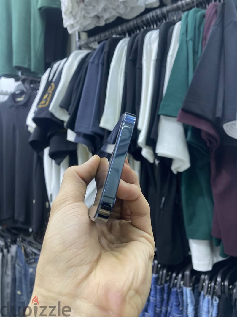 iPhone 12pro 4