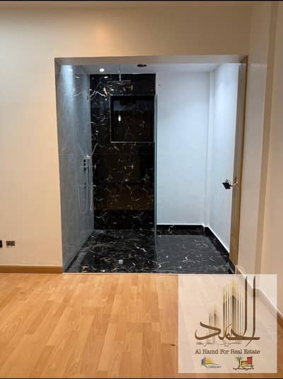 Al-Rihab 3 Bedroom with Private Garden Palace Finishing with Kitchen First Occupancy