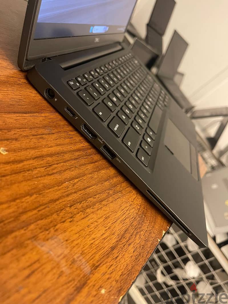 Dell latitude 7400 1