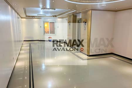 Apartment for rent 180 m Smouha (Al-Safa St.)