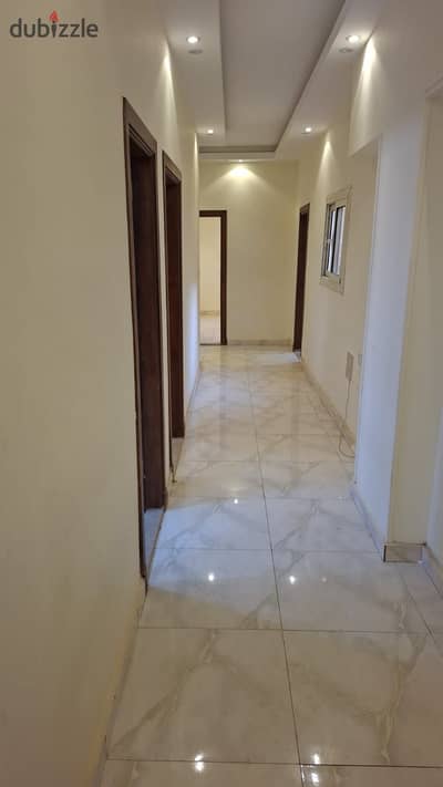  Roof Apartment for Rent | New Cairo – First Settlement – ​​Al-Yasmeen Villas   A unique opportunity to live in a quiet, prime location within Al-Y