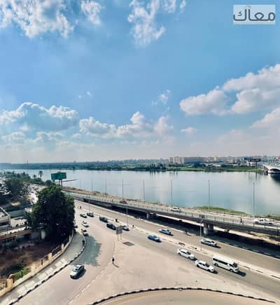 على النيل مباشرةا استديو متشطب بتكييفات بوحدات المطبخ تاجره بدولار من النهارده باجمالي سعر حكايه تعالى اقولك التفاصيل