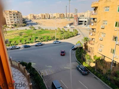 فيو جاردن للإيجار بالمطبخ بالبنفسج