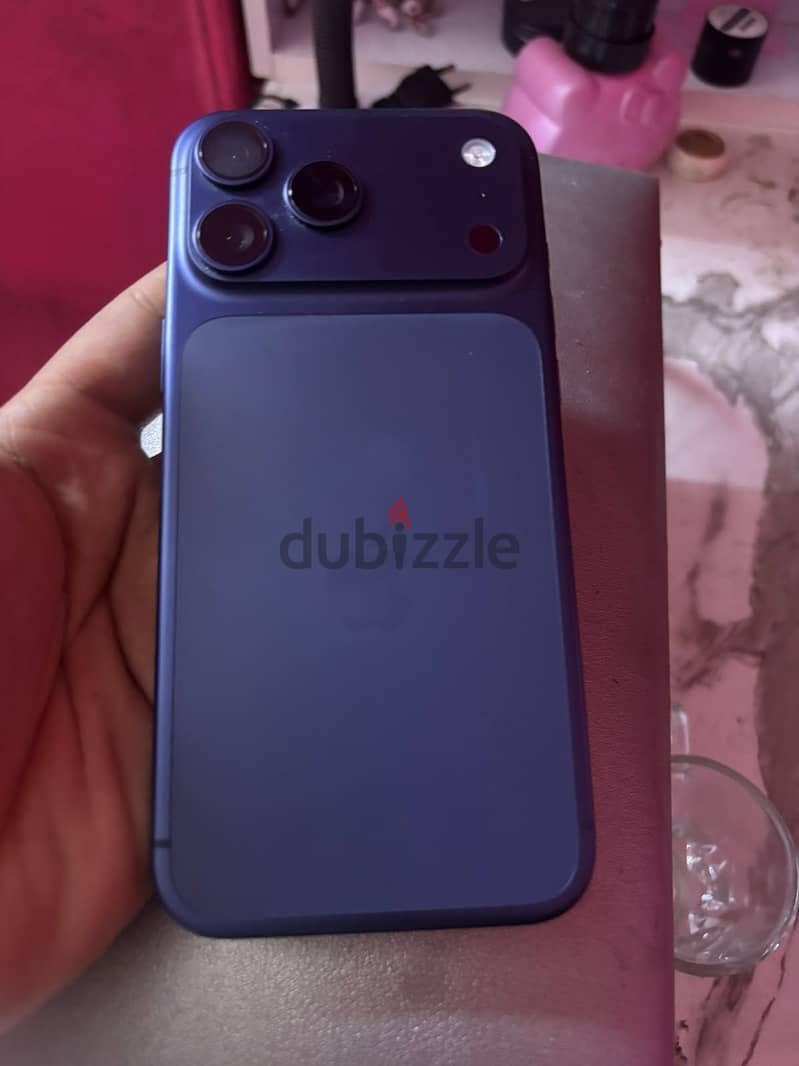 Apple - iPhone 17 Pro Max 4