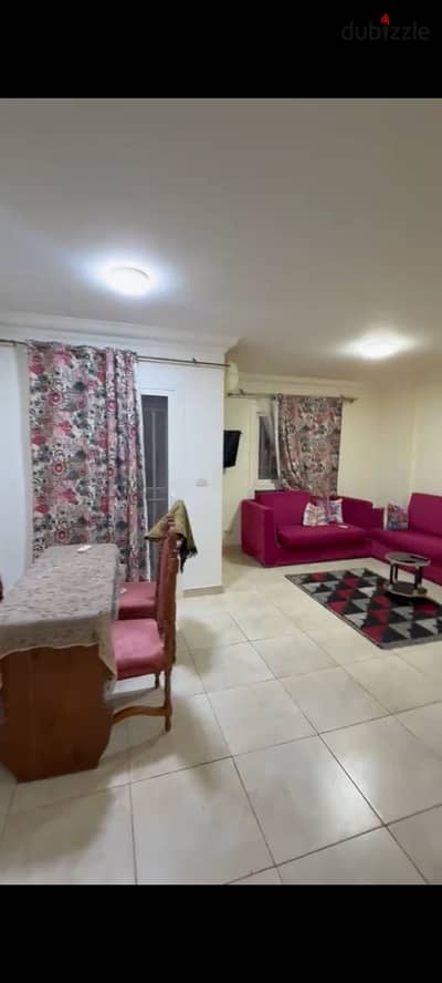 Furnished studio for rent in Madinaty in the B12 fully air-conditioned