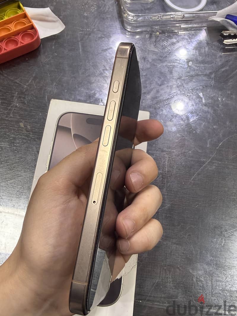 IPhone 16 pro 8