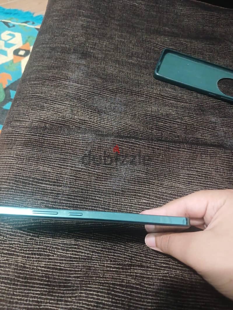 OPPO Reno12 F 9