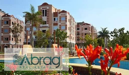 للايجار شقة 170 م مفروشة بالكامل بالتكييفات و المطبخ كمبوند حدائق الكونتيننتال الشيخ زايد