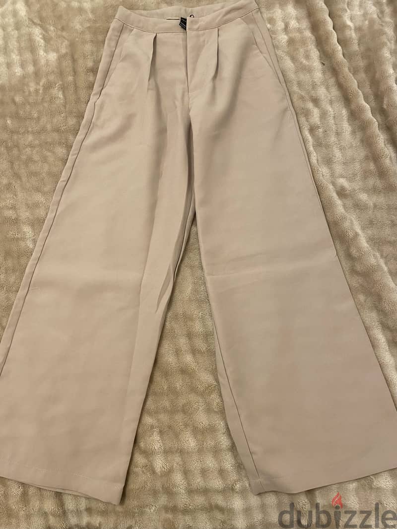 Zara, H&M, Poetry 11
