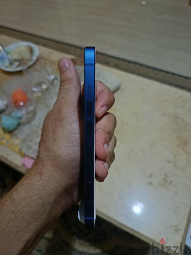 Apple - iPhone 13 5