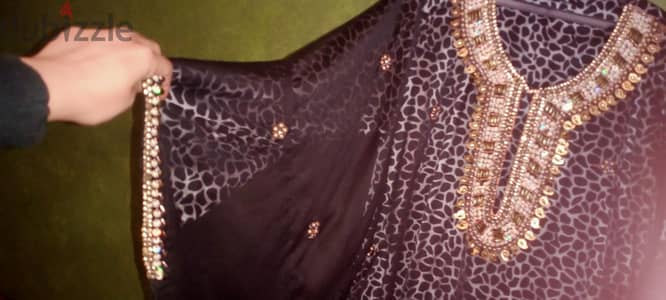 عبايه سواريه من دبى مقاس فرى استعمال مره واحده تحفه فنيه رائعه