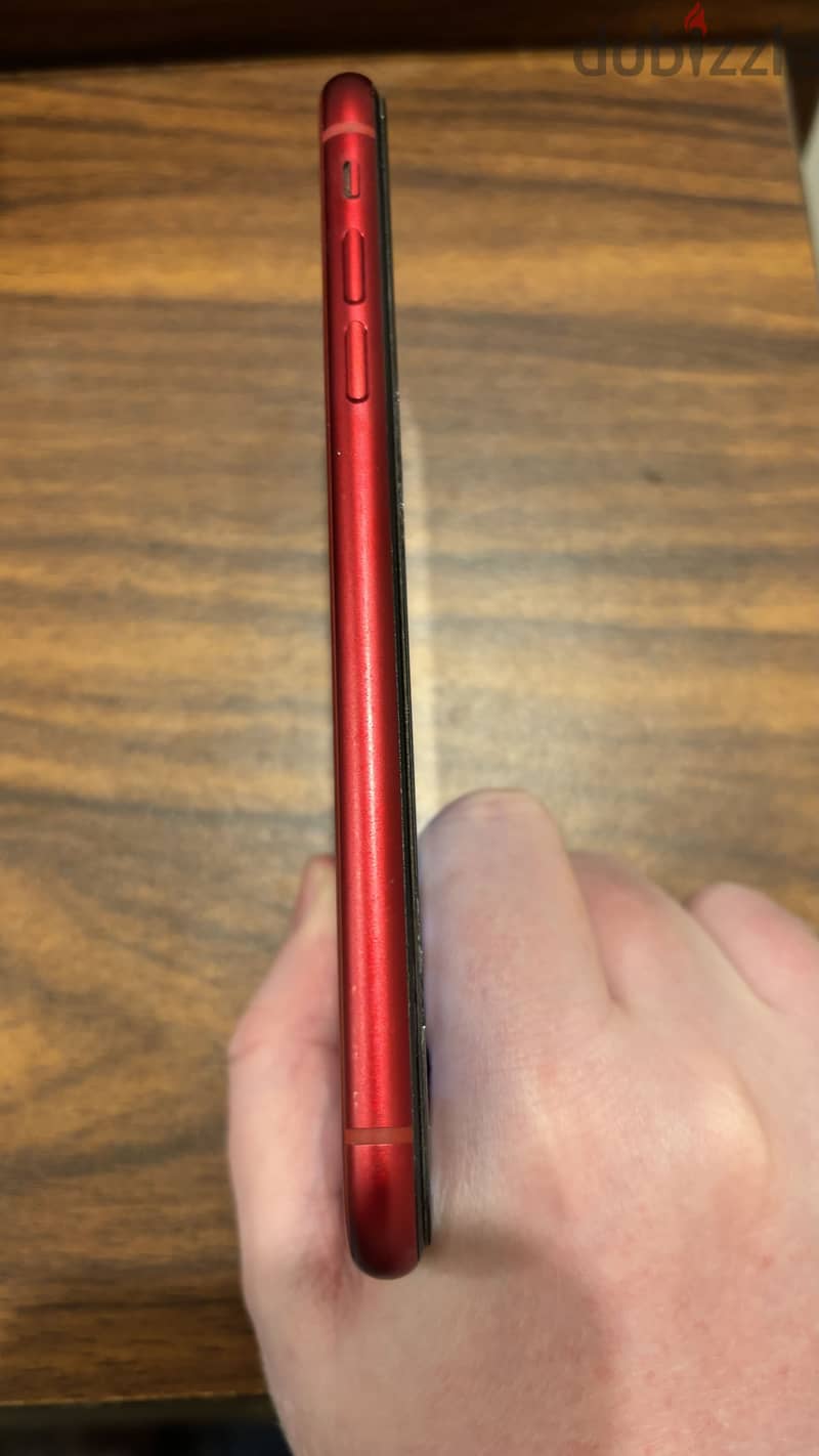 Apple - iPhone XR 4