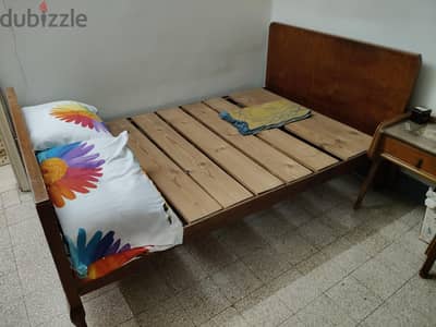 سرير خشب زان بتاع زمان