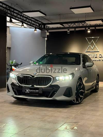 BMW 520I M sport 2024 2000cc nardo grey x red