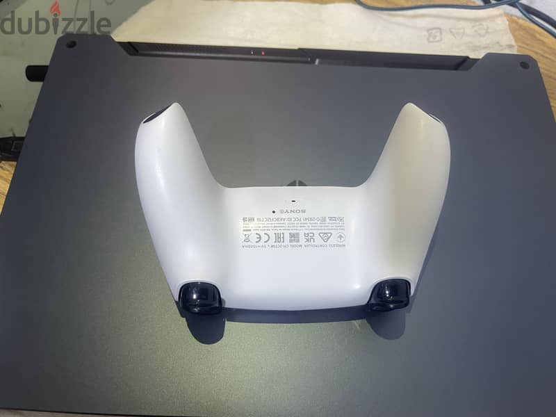 DualSense PS5 Controller 2