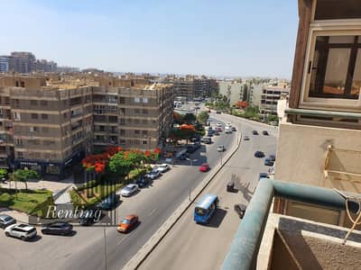 شقه للبيع بعماره جديده بالجراج 200م شارع النادي الاهلي