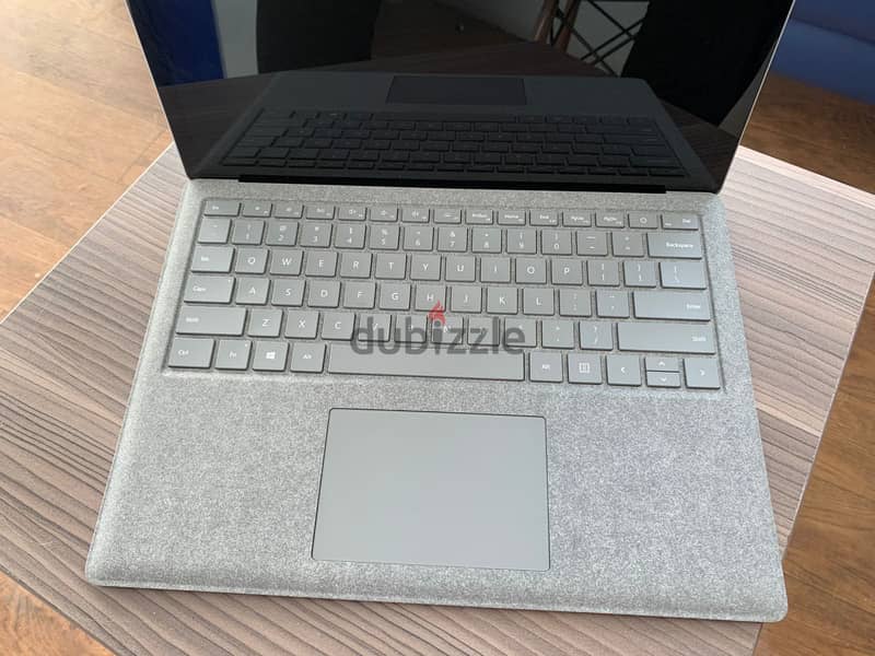 Microsoft Surface Laptop 2 1