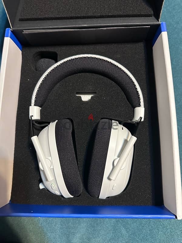 razer black shark v2 pro wireless 2