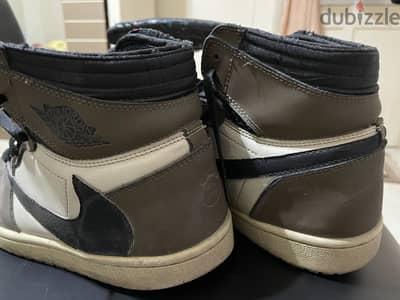 Travis scott air jordan 1