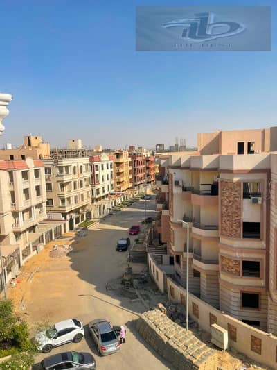 شقة روف للبيع في اللوتس الجديدة – التجمع الخامس   موقع مميز ثاني نمرة من منطقة النوادي والجولدن سكوير، بالقرب من أهم المحاور والخدمات.  