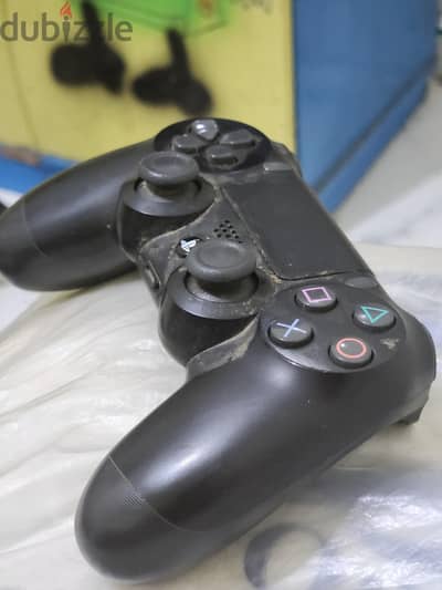 PS 4 controllers